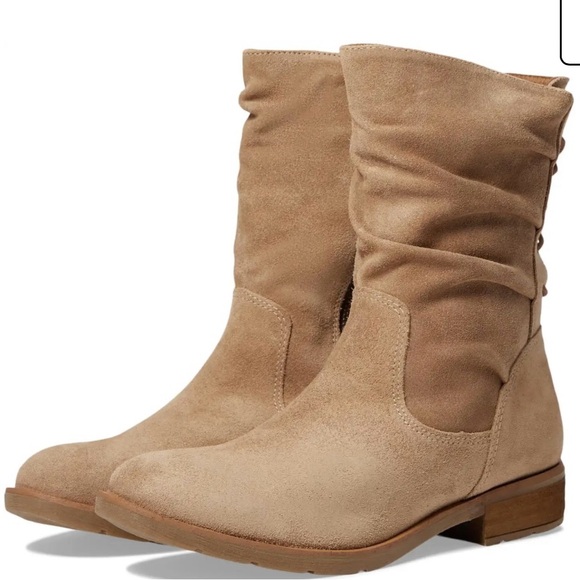 Womens Size 8 SOFFT Sharnell Low Barley Suede - Picture 2 of 6